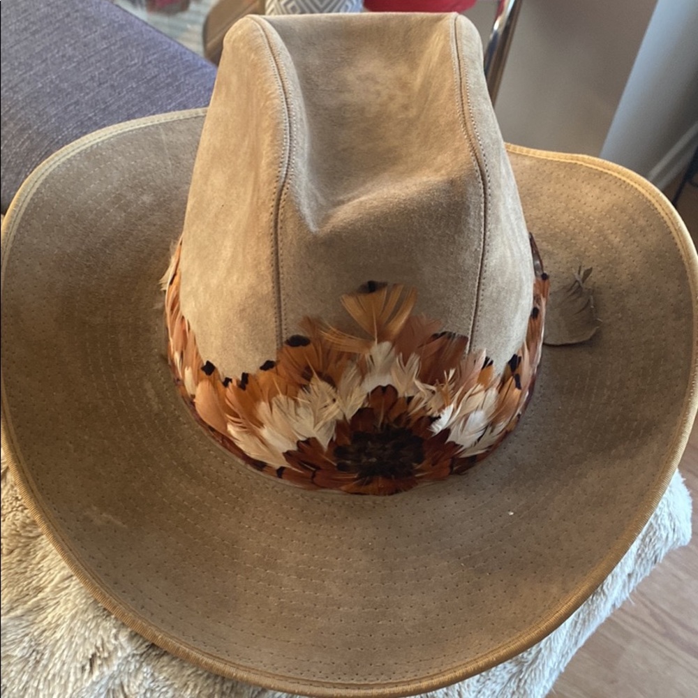 Feathered cowboy hat